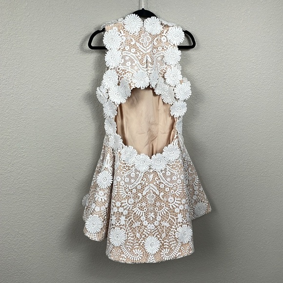 New Helen O'Connor Daisy Dress Mini Flare Open Back Floral Applique White Sz 14 - Picture 5 of 13